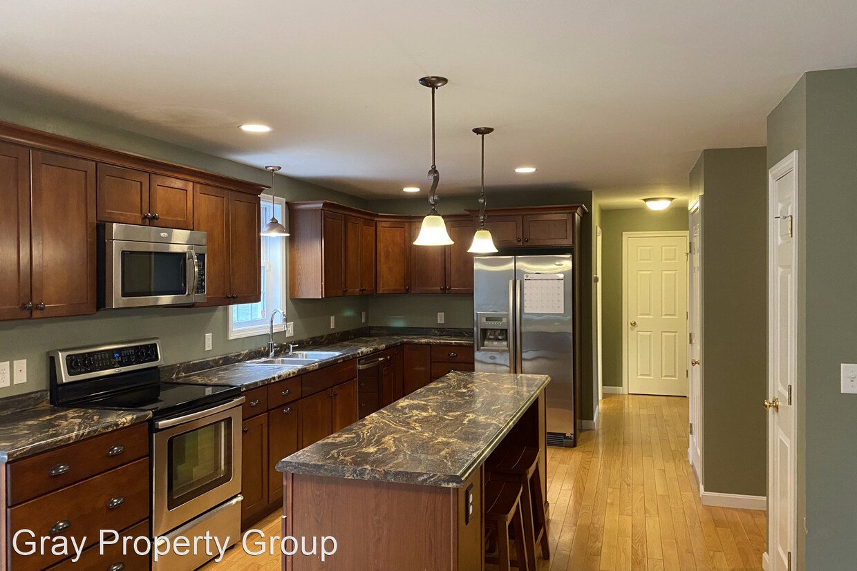 Foto principal - 3 br, 2.5 bath House - 5 Nicholas Way