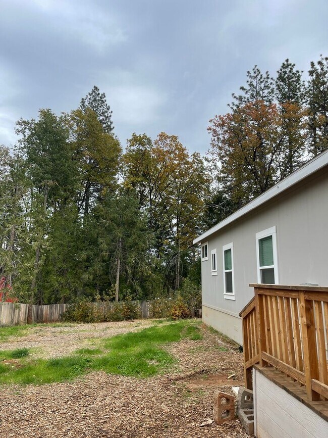 Foto del edificio - Newer Manufactured home, 3 bed 2 bath, Lower Magalia