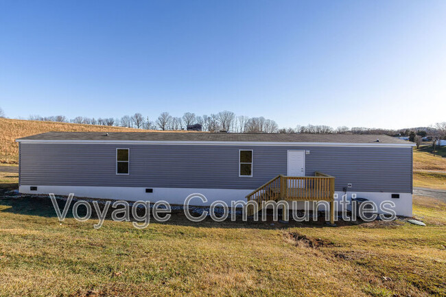 Building Photo - 2055 Devault Bridge Rd