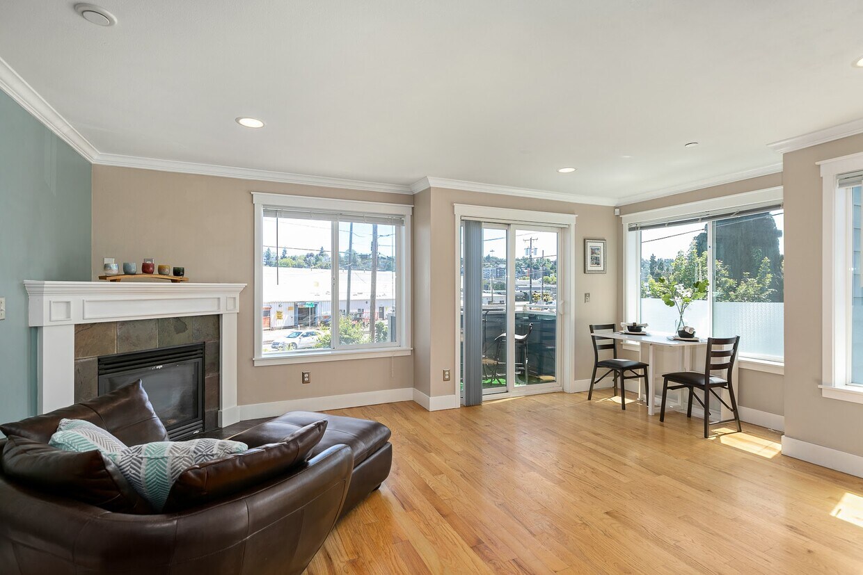 3601 Gilman Ave W, Seattle, WA 98199 Townhome Rentals in Seattle WA