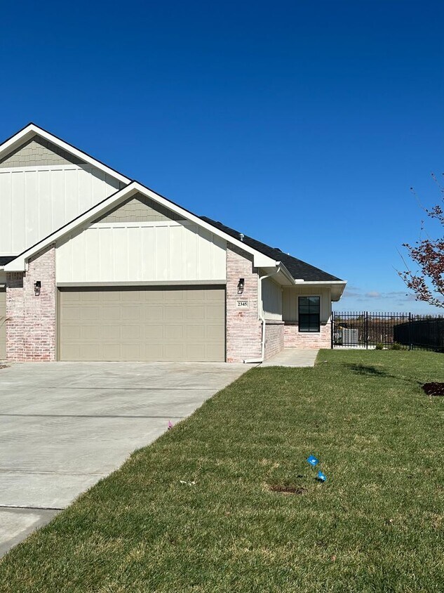 2345 E Spring Hill Dr, Goddard, KS 67052 House Rental in Goddard, KS