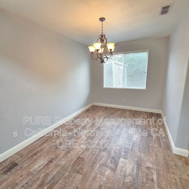 Building Photo - 1165 River Pine Cir