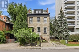 Building Photo - 98 Duke St