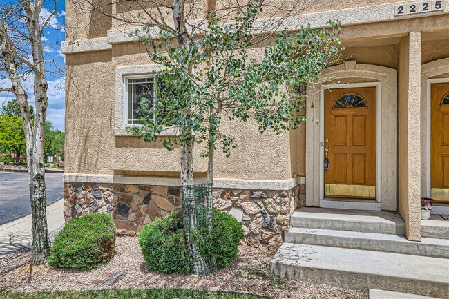 Foto del edificio - 2225 Stepping Stones Way