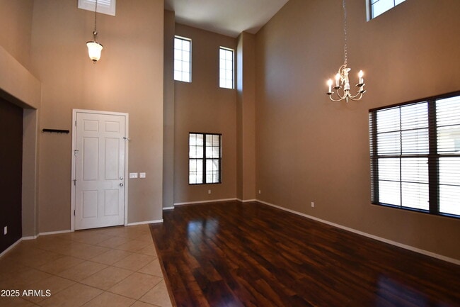 Building Photo - 4273 N 150th Ave