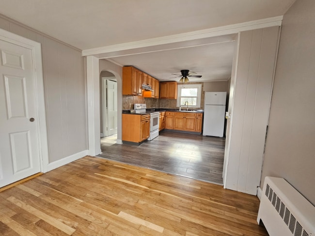 Foto del edificio - 1162 Main Ave