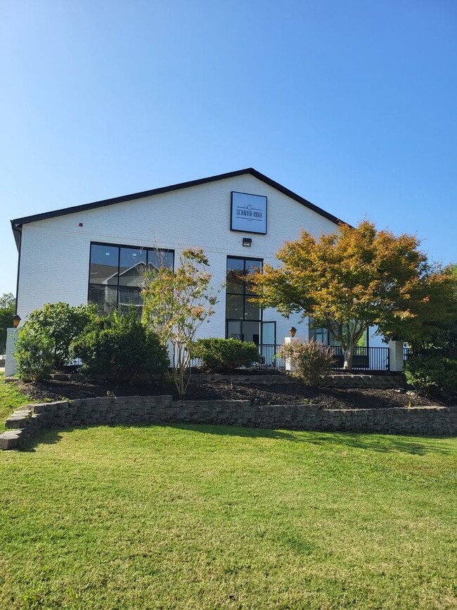 Building Photo - Schaefer Ridge Apartments