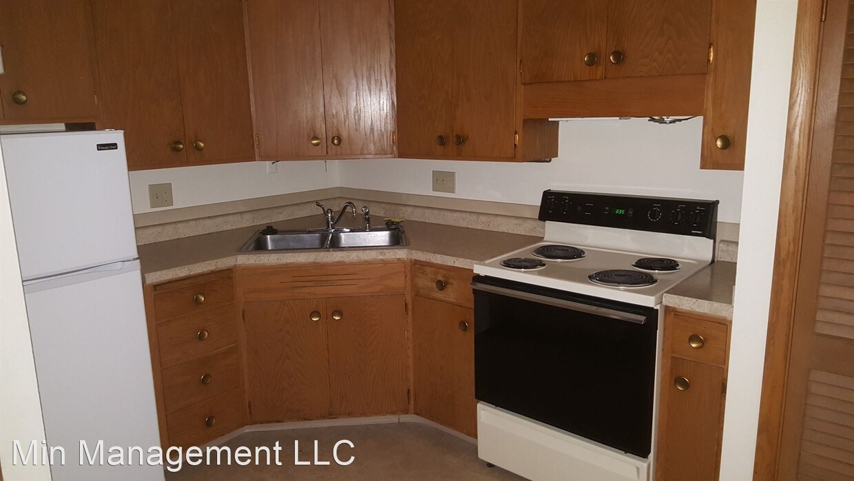 Primary Photo - 137-211 N Richmond St