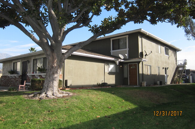Building Photo - 104 Sinclair # 1