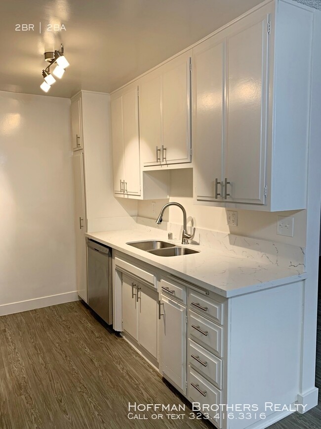 Building Photo - 5301 Newcastle Avenue -Encino, CA 91316