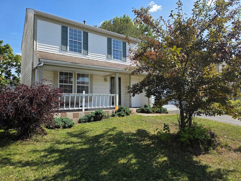 Primary Photo - 7006 Finchley Dr