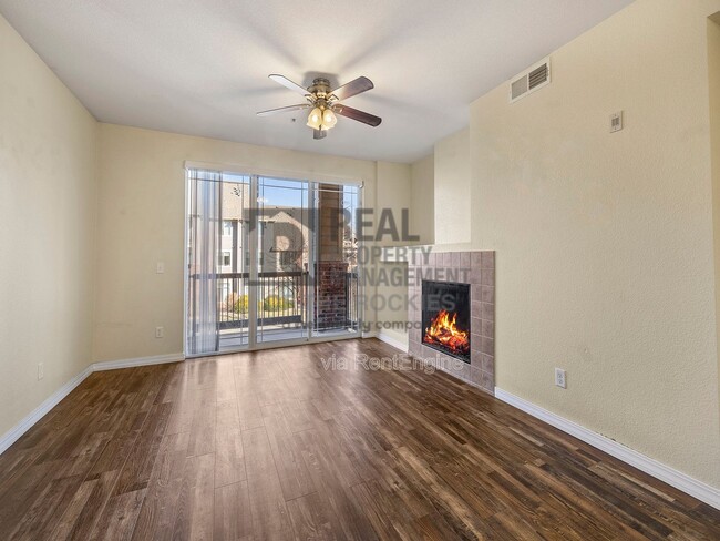 Foto del edificio - 2133 Krisron Rd