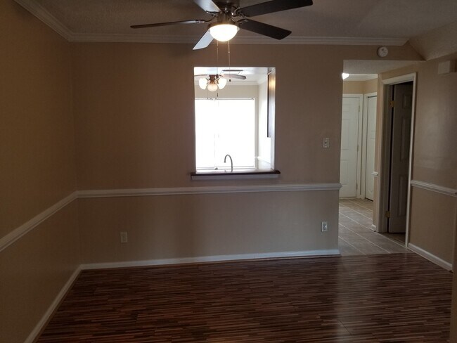 Building Photo - INDIAN LAKES - COLONY OAKS