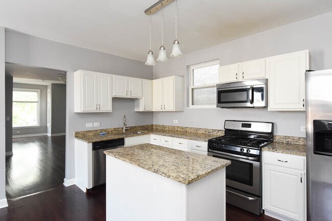 Foto del edificio - 4140 N Western Ave
