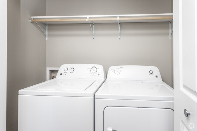 3BR, 2.5BA - 1,330 SF - Beal Townhomes
