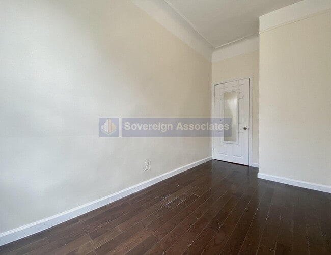 Building Photo - 515 west 111th Street