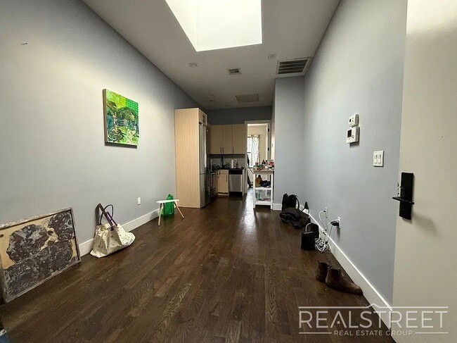 Foto del edificio - Arnold Avenue