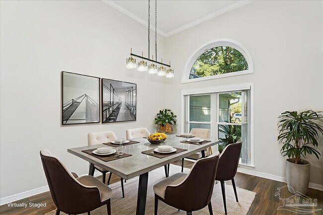 Foto del edificio - 6063 Forest Green Rd