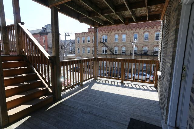 Building Photo - 1411 N Bosworth Ave
