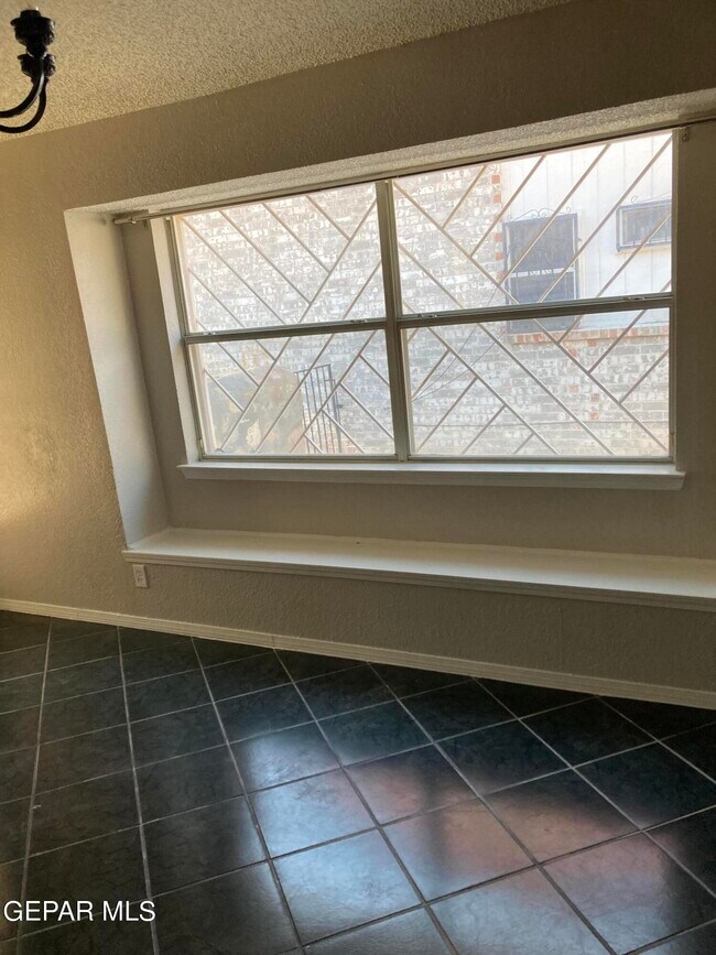 Building Photo - 8562 Euphrates Dr