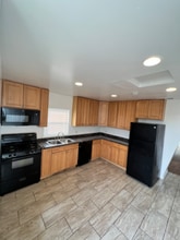 Building Photo - 8513 S Sangamon St