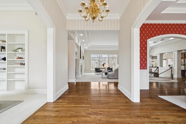 Foto del edificio - 5055 Slate Run Woods Ct