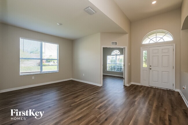 Building Photo - 4609 Gateway Blvd