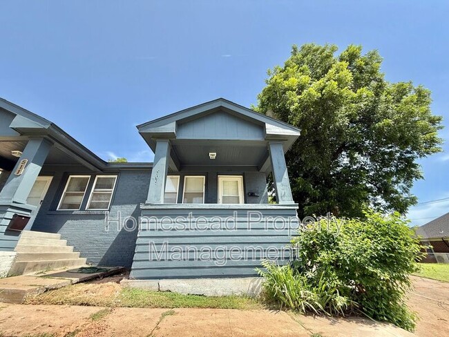 Photo - 509 W Hill St House