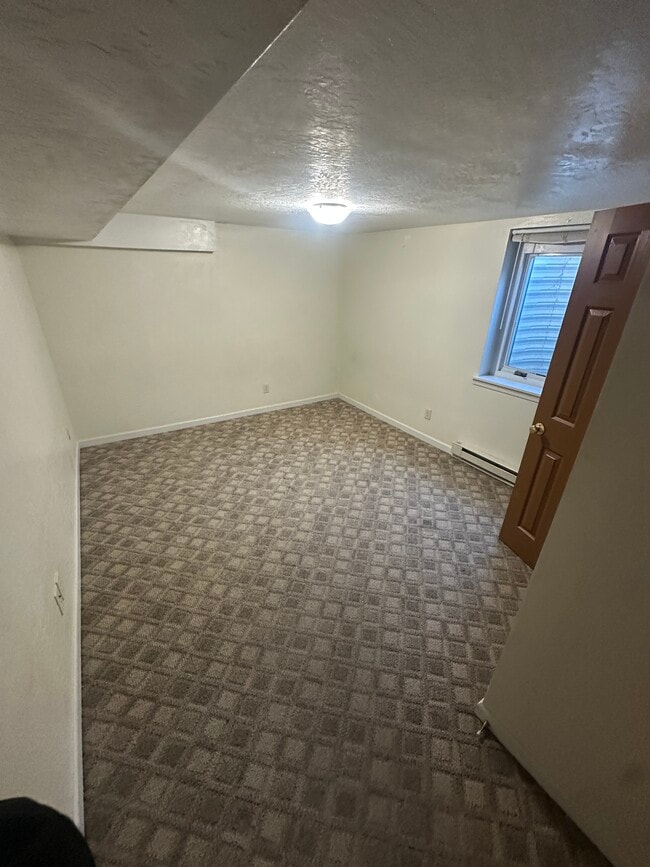 Foto del edificio - 1131 Miles Ave