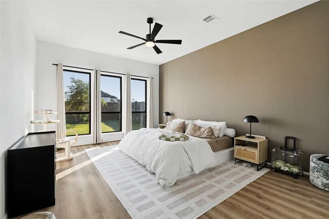 Building Photo - 2427 Mount Healy Ct