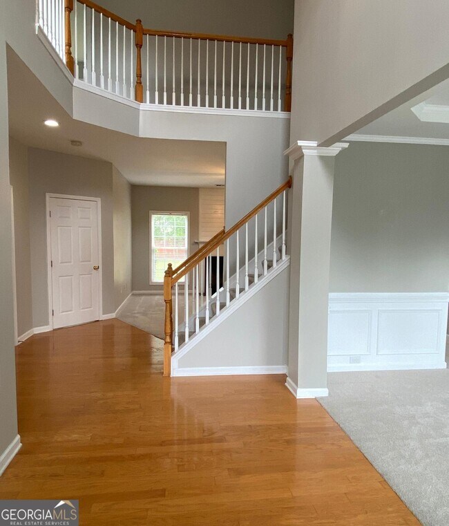 Foto del edificio - 5125 Huntington Crest Ln