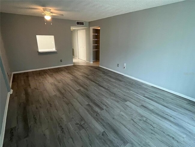 Building Photo - 2700 Coconut Bay Ln