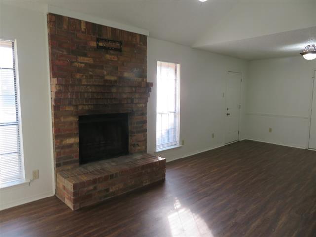 Foto del edificio - 452 Finch Dr