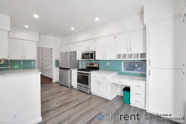 Building Photo - 3 br, 2.5 bath House - 9404 Fox Den Court,...