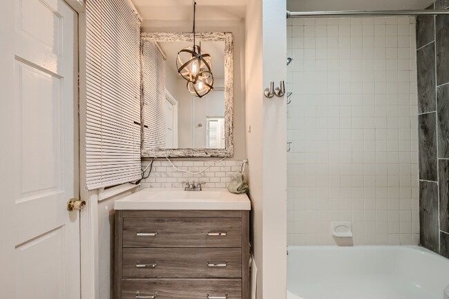 Foto del edificio - 107 N Chester St