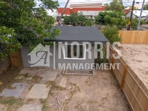 Building Photo - 748 W Pima Ave