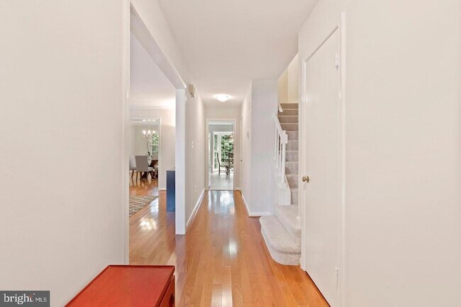 Foto del edificio - 6571 Snowbell Ln