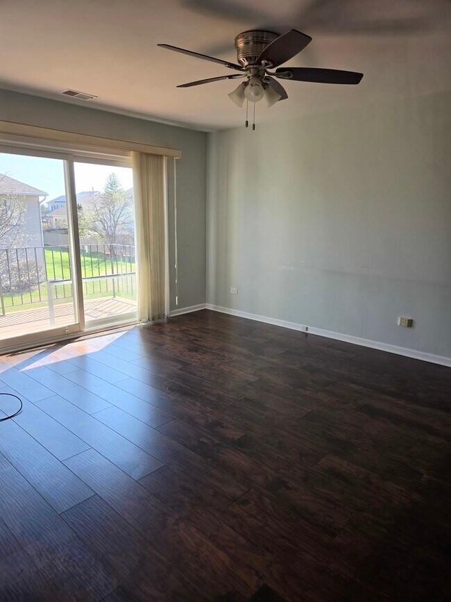 Foto del edificio - 7030 Park Ln Ct