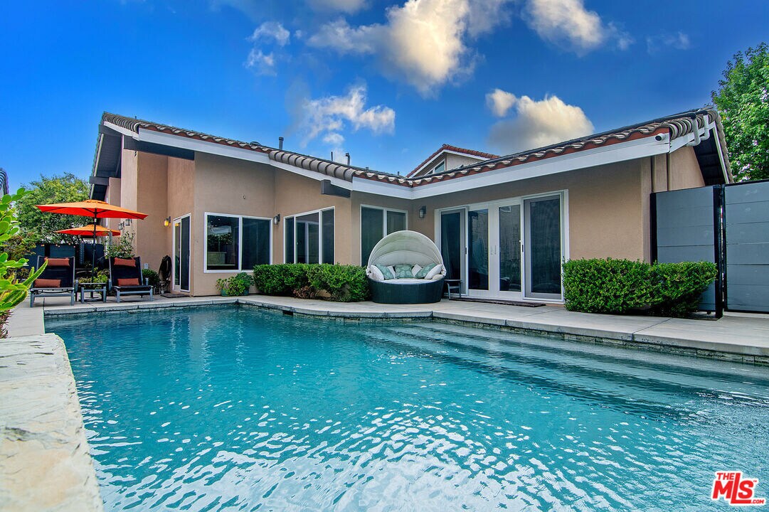 Foto principal - 3980 Astaire Ave