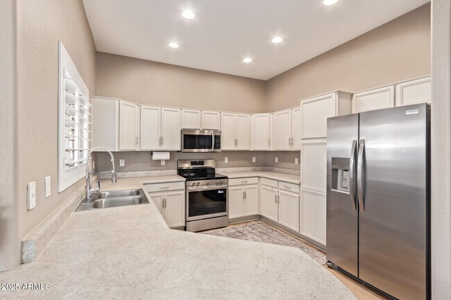 Foto del edificio - 7978 W Beck Ln