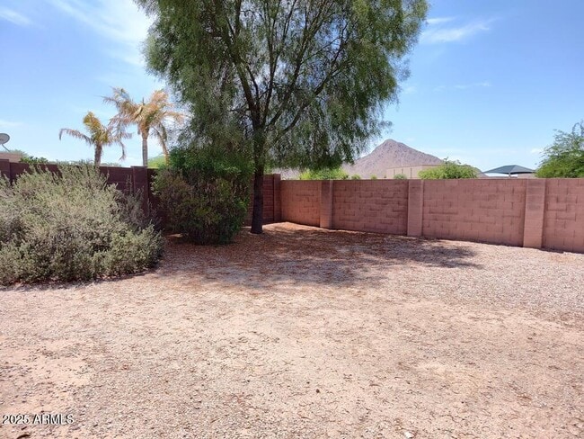 Foto del edificio - 33344 N Roadrunner Ln