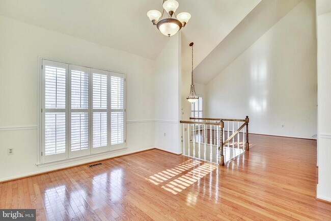 Foto del edificio - 3023 Oakton Meadows Ct