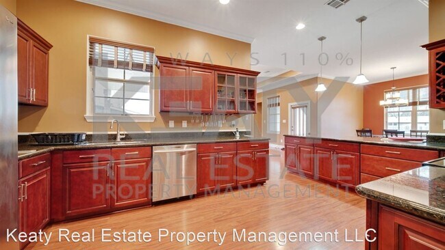 Foto del edificio - 3 br, 2 bath House - 149-A Grand Avenue