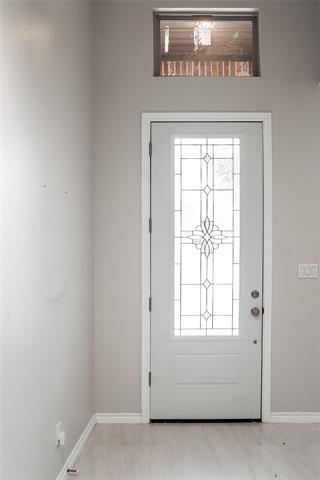 Foto del edificio - 7106 Wills Dr