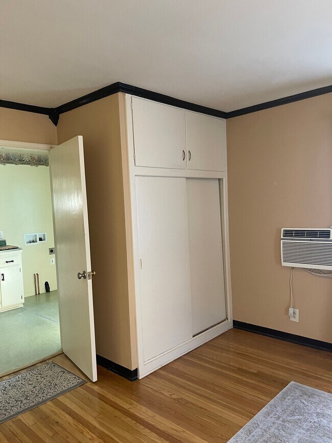 Foto del edificio - 1431.5 Allen Ave