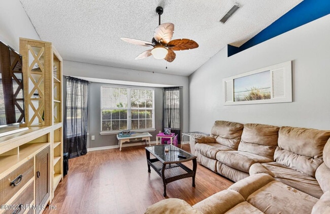 Building Photo - 2169 Saint Martins Dr W