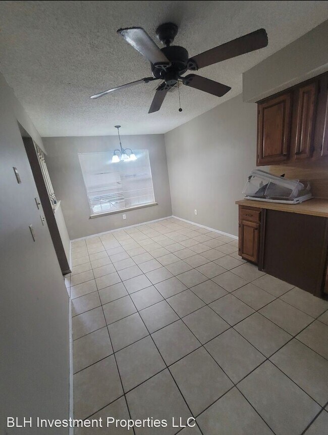 Building Photo - 4 br, 2 bath House - 709 N Briarwood Dr