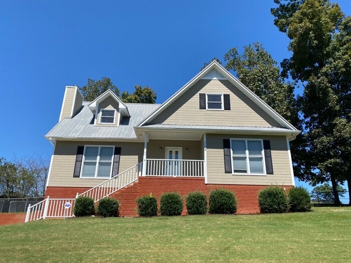 7118 Roundstone Dr Trussville, AL 35173 House Rental in Trussville
