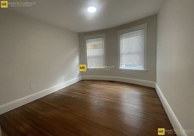 Building Photo - 74 Summer St