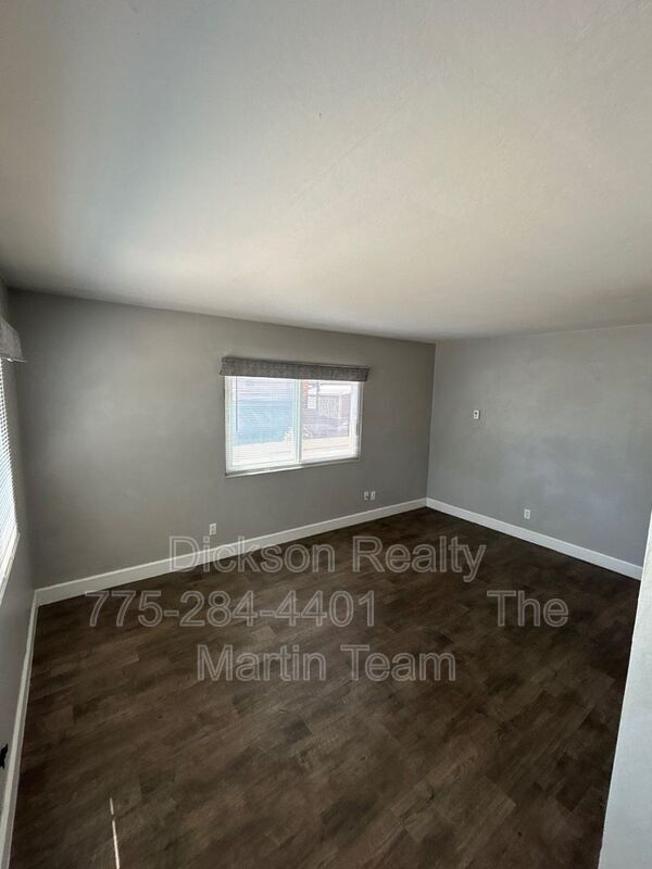 Building Photo - 835 20th St